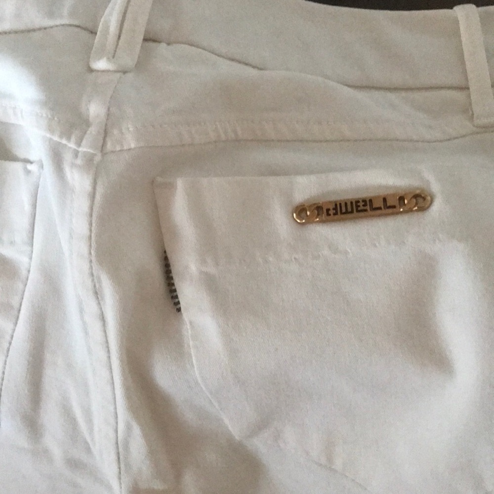 Dwell soft white jeans a super cool jean
